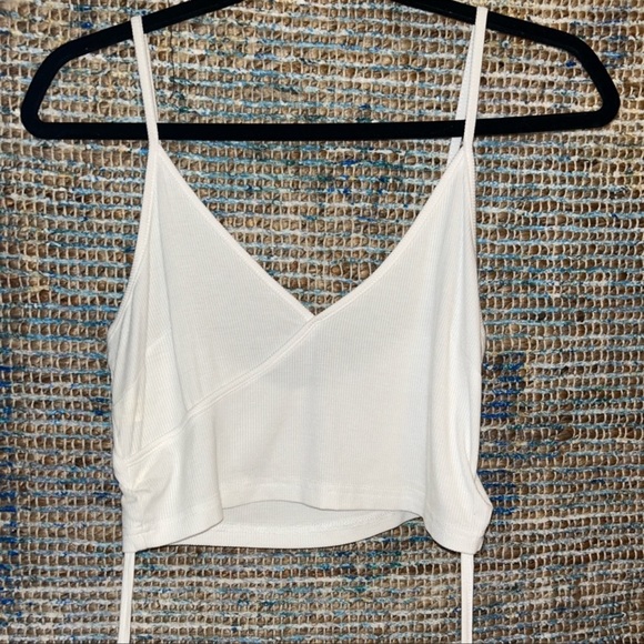 Romwe Spaghetti Strap Crop Top - Picture 3 of 4
